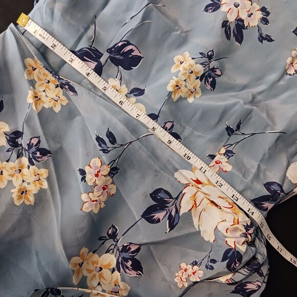 NEW Yumi Kim Wonderland Mini Dress in Honey Rose Stone/Blue Floral Size L - Picture 10 of 11